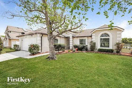 2673 Debany Rd Photo 1