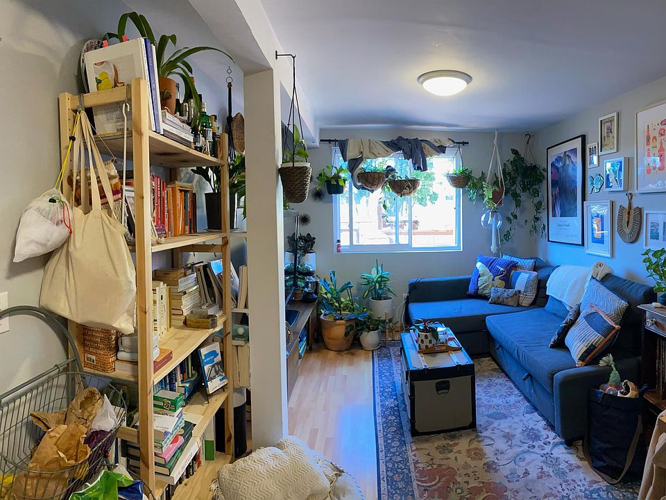 1st image of 2539 33rd Ave