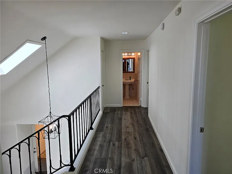 25317 Avenida Ronada — Photo 24