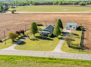 4620 Roanoke Rd, Newton Grove, NC 28366