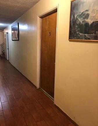 5th image of 1025 N Mariposa Ave APT 4