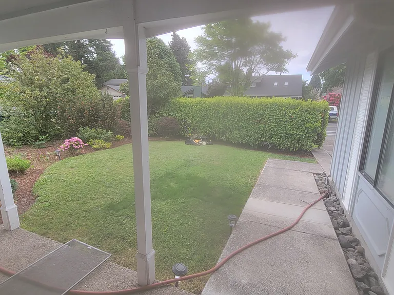 1887 Crescent Ave — Photo 9
