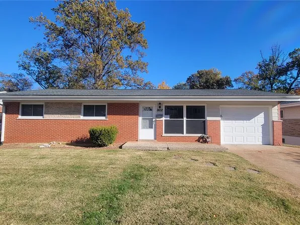 2432 Chaucer Ave, Saint Louis, MO 63114