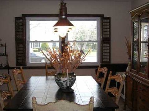 4th image of 5 Sturbridge Dr