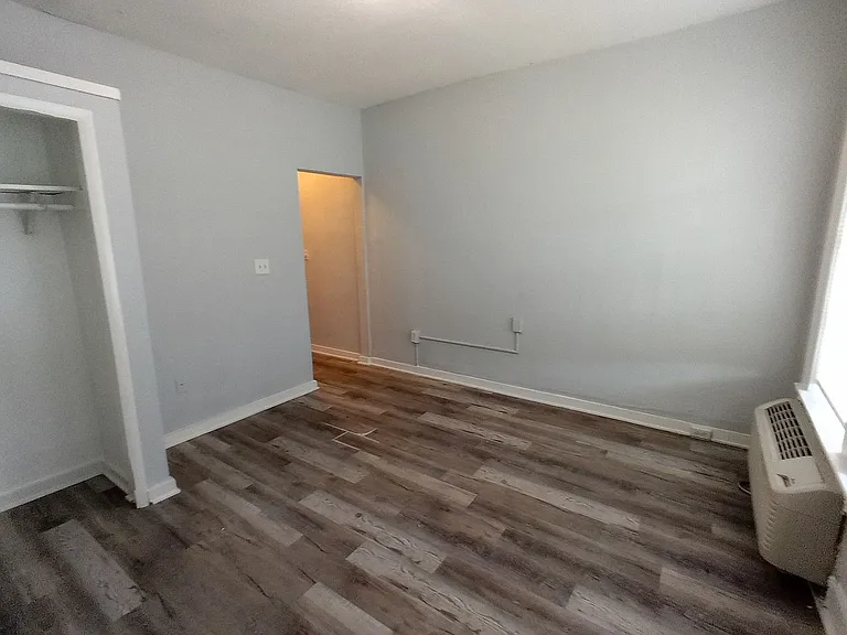 704 Cordova Dr #3 — Photo 7