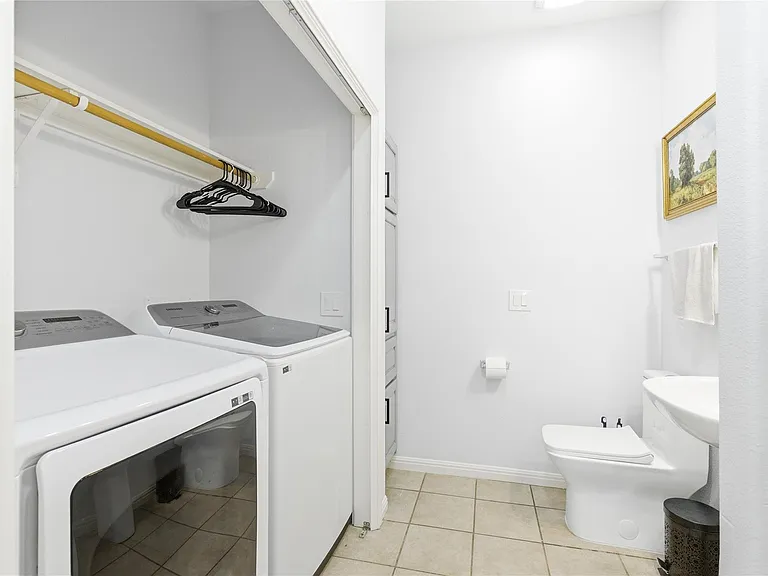 7510 Lazy Creek Dr #A — Photo 15