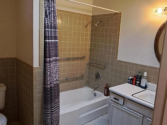 5th image of 1714 S Shelly Dr