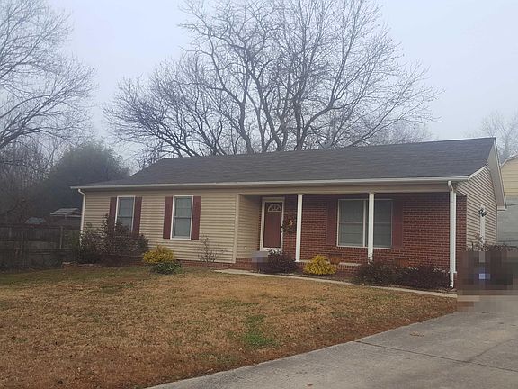 3rd image of 502 Parkwood Dr