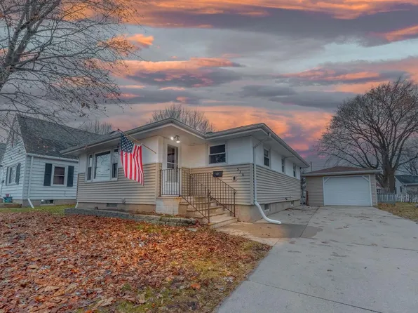 536 Pleasant Avenue, Waupun, WI 53963