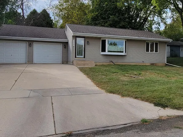 1112 S President Ave, Mason City, IA 50401