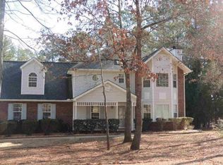 440 Ridgemont Dr, Fayetteville, GA 30215