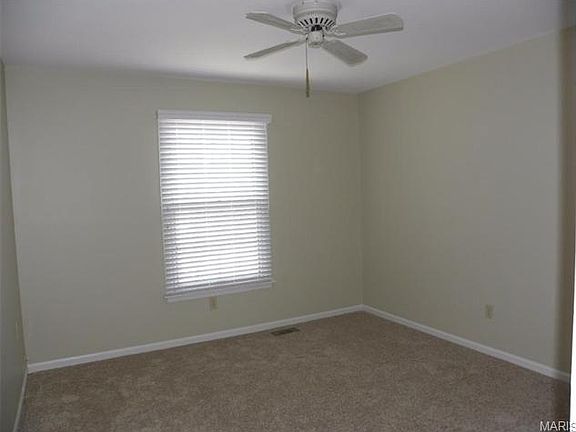 3rd image of 1034 Brooksgate Manor Dr