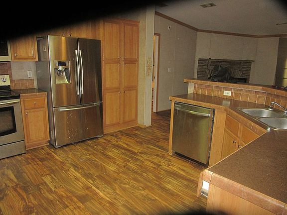 2nd image of 710 Klinger Ct