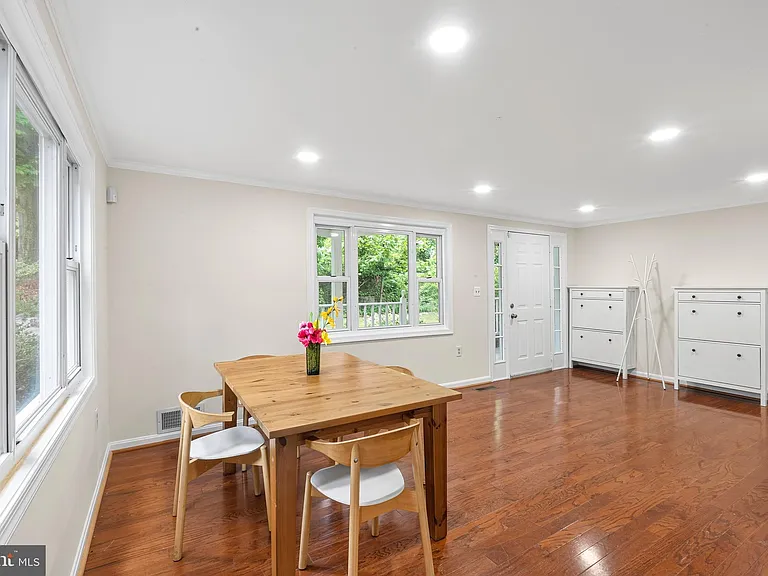 5129 Chowan Ave — Photo 10