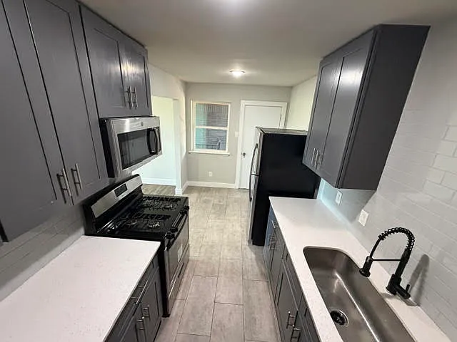2 bed, 753 sqft, $1,400 — Photo 4