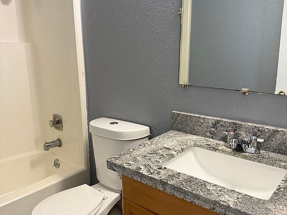 2nd image of 2535 McFaddin St APT 2