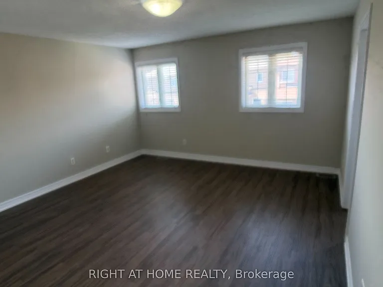 476 Mahogany Ct — Photo 25