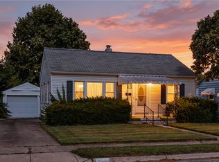 717 Swigart Dr, Fairborn, OH 45324