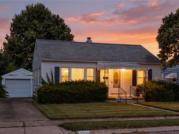 717 Swigart Dr, Fairborn, OH 45324