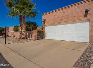 180 W Greer Ln, Tucson, AZ 85704