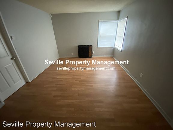 3rd image of 10344 Knight St