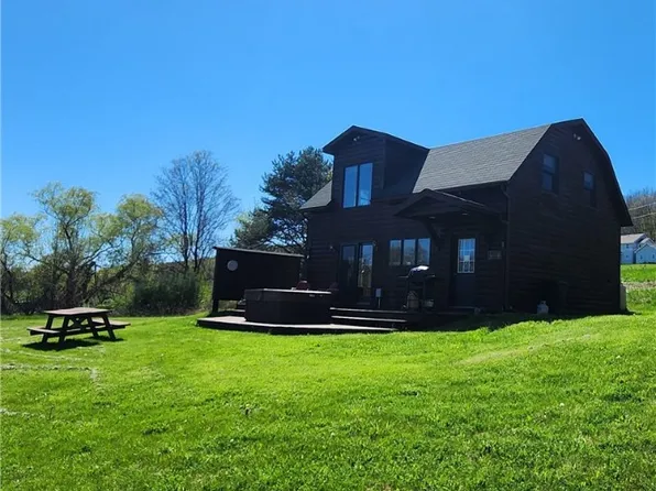 7609 County Road 12, Naples, NY 14512