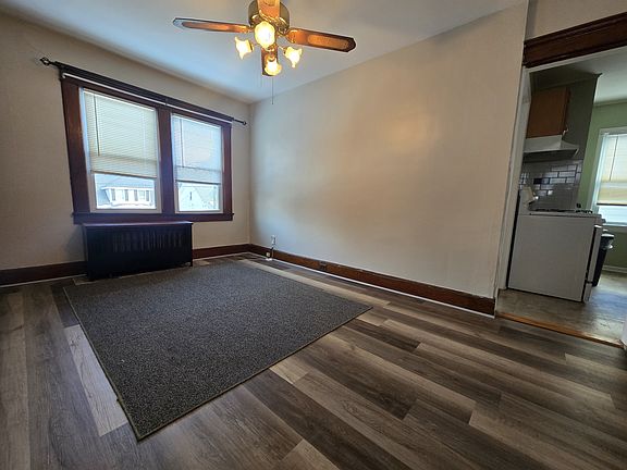 2nd image of 132 Maitland Ave Floor 2