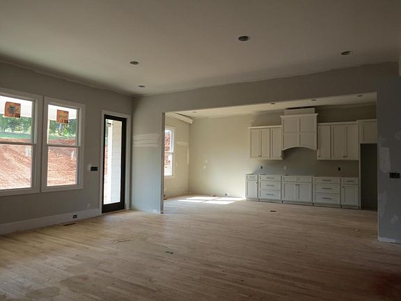 3rd image of 7269 Claudes Creek Dr
