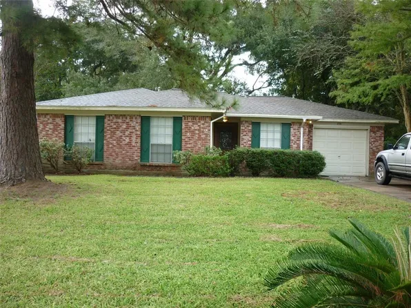 754 Dezso Dr, Alvin, TX 77511