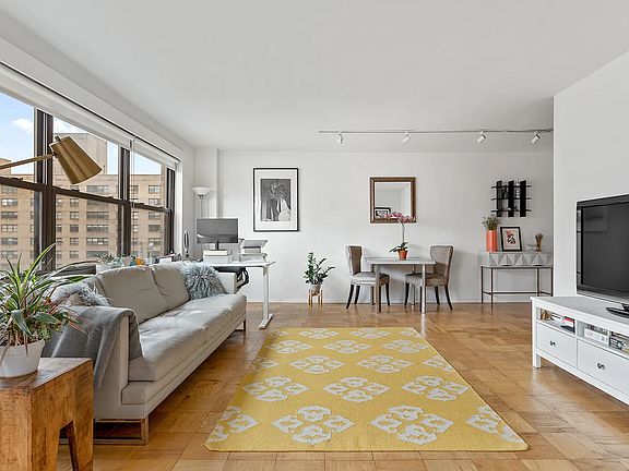 2nd image of 140 W End Ave APT 28A