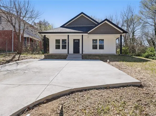 1410 E Commerce Ave, High Point, NC 27260