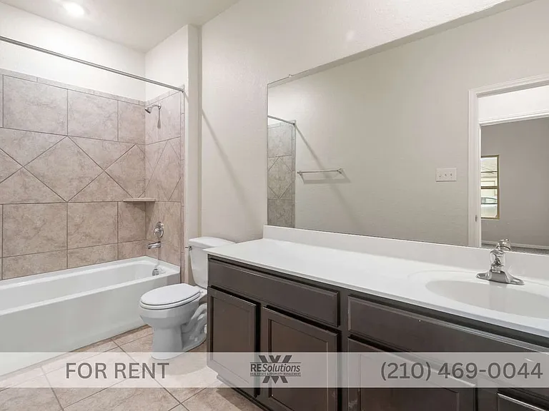 1125 Amber Lake — Photo 16