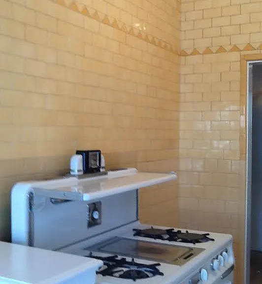325 S Cochran Ave #102 — Photo 15