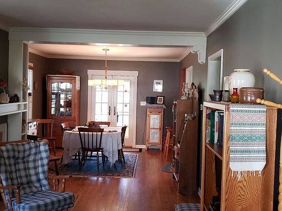 4th image of 13 N May Ave