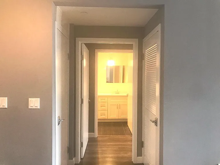 4305 Laurel Canyon Blvd #403 — Photo 6