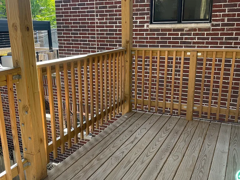 1107 W Wrightwood Ave — Photo 5