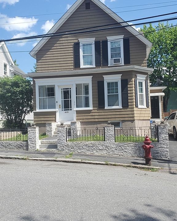 1st image of 35 Farmland Rd