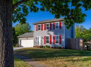1709 Oak Place Ct, Lexington, KY 40515
