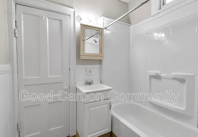 292 Richmond Lower Rear #LOWER-REAR — Photo 14