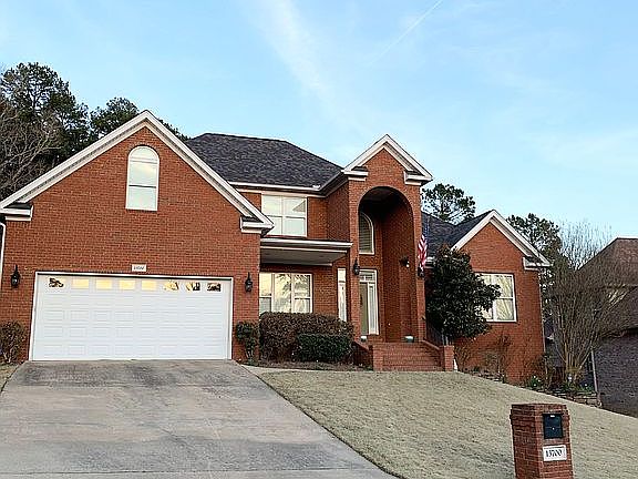 2nd image of 13700 Foxfield Ln
