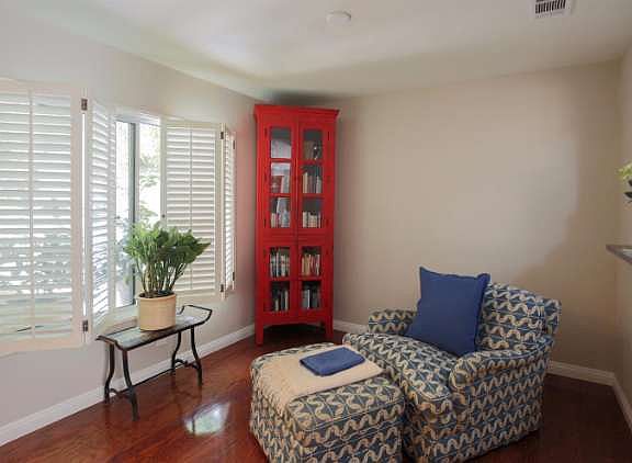 5th image of 248 N Via Colinas