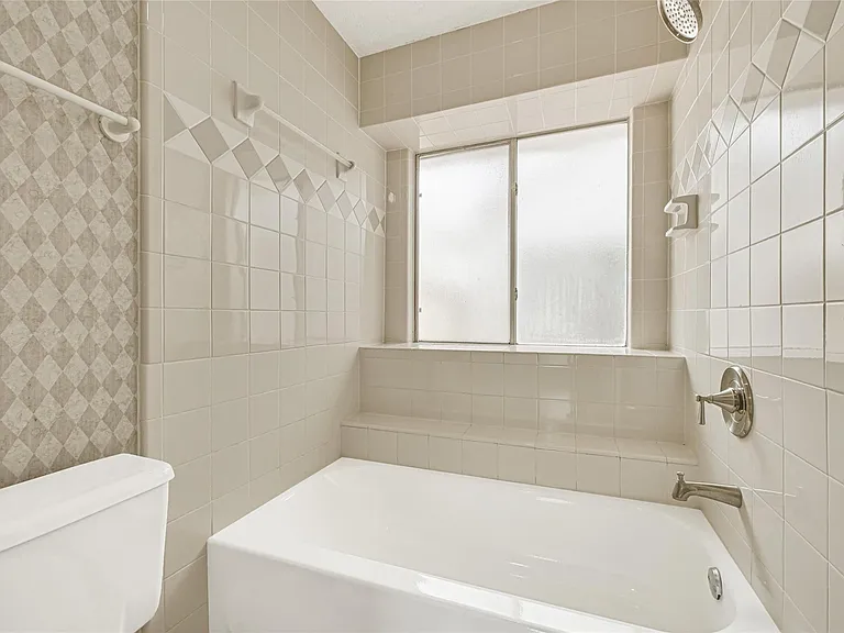 12322 Meadow Ridge Dr — Photo 20