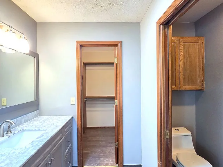 3425 E 61st Ave — Photo 28