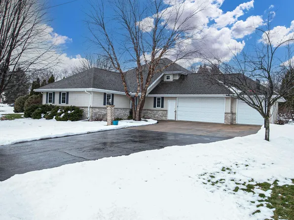 N9403 Noe Rd, Appleton, WI 54915