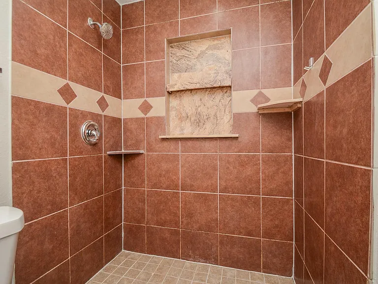 6014 Collingsworth St — Photo 15