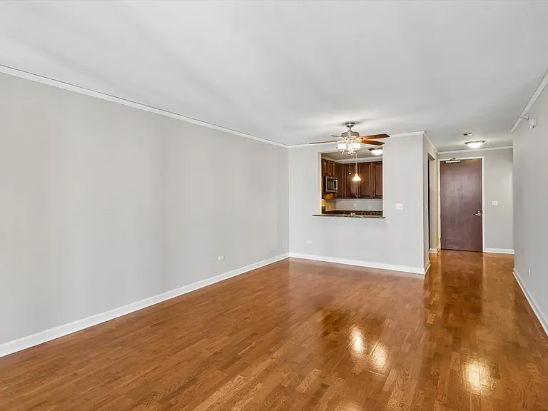 420 E Waterside Dr #807 — Photo 7