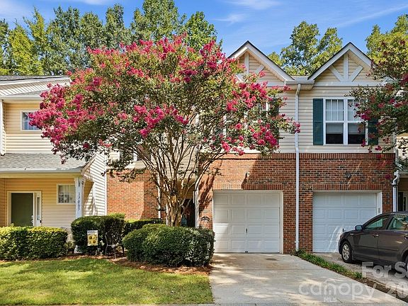 2nd image of 17067 Commons Creek Dr