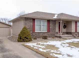 530 NE 5th St, Ankeny, IA 50021