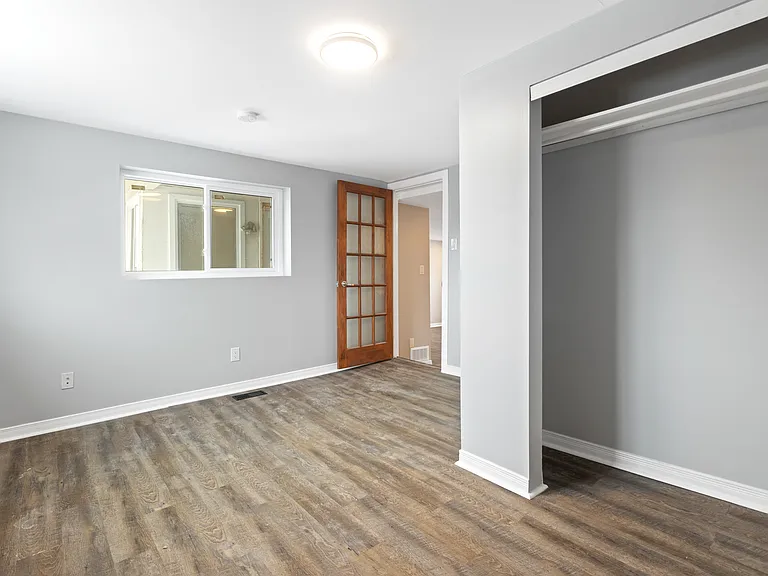 235 Percy St #1 — Photo 5