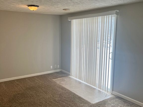 Living Room_1 (3)_12272022